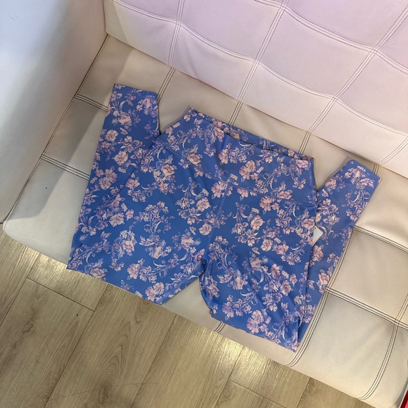 Spiritual Gangster Intent HW Legging- NWT - Picture 2 of 7